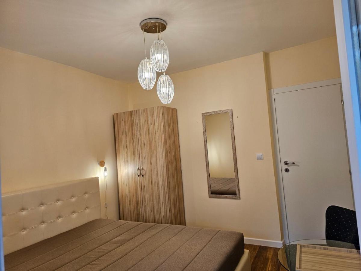 Apartment Mimi Herceg Novi Buitenkant foto