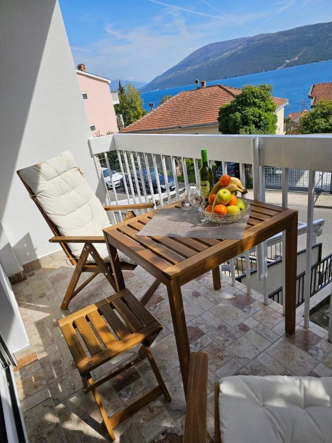 Apartment Mimi Herceg Novi Buitenkant foto